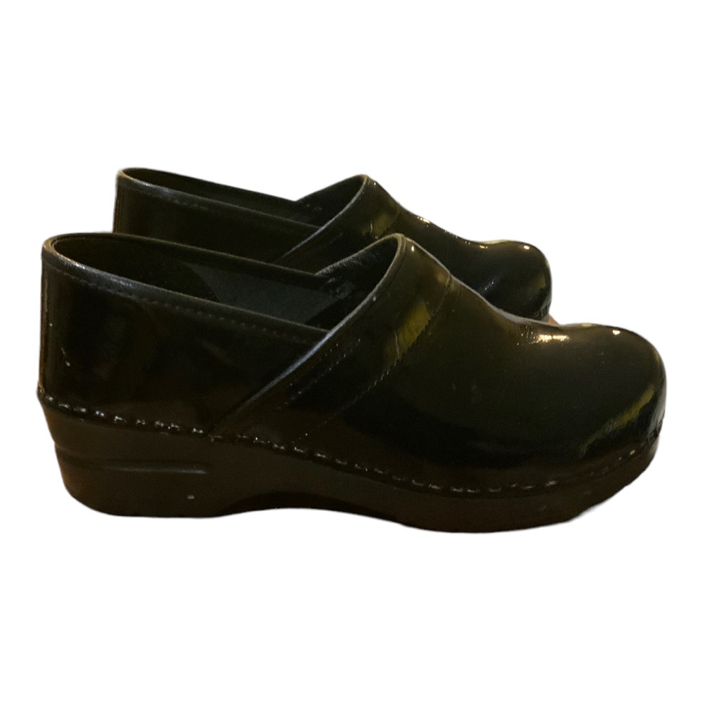 Black Clogs
